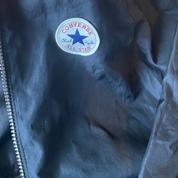 Converse lightweight windbreaker jacket. Size 8-10yrs - Picture 5 of 14